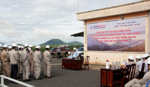 Ông Đặng Văn Tuần – Trưởng Ban chỉ huy PCTT&TKCN, Giám đốc Công ty phát biểu chỉ đạo tại buổi diễn tập