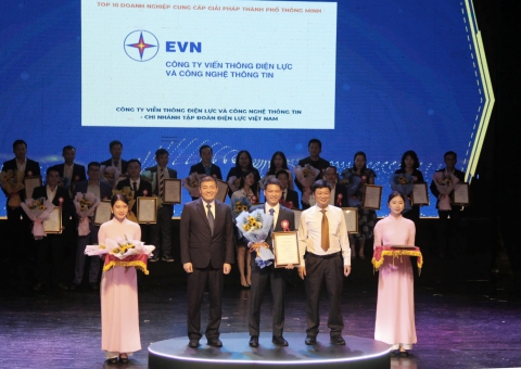 EVNICT đạt Top 10 Doanh nghiệp Công nghệ số xuất sắc Việt Nam 2024