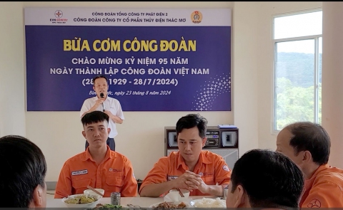 “Bữa cơm công đoàn” – gắn kết người lao động