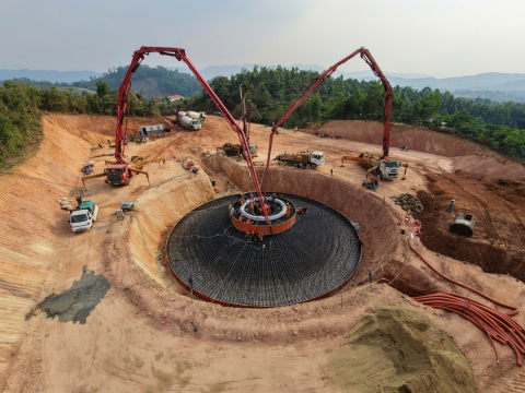 Nỗ lực đưa điện gió Hướng Phùng 1 về đích