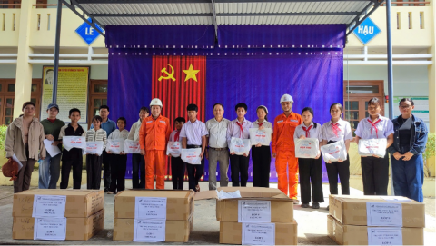 143 Bộ đồng phục - niềm vui trước thềm năm học mới