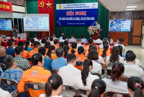 Công đoàn Nhiệt điện Phả Lại tổ tập huấn nghiệp vụ cho cán bộ công đoàn, người lao động