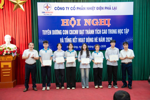 PPC tuyên dương, khen thưởng con CBCNV đạt thành tích cao trong học tập và tổng kết hoạt động hè 2026