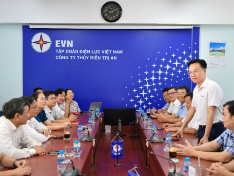 Thủy điện Thác Mơ giao lưu, học tập kinh nghiệm tại Thủy điện Trị An