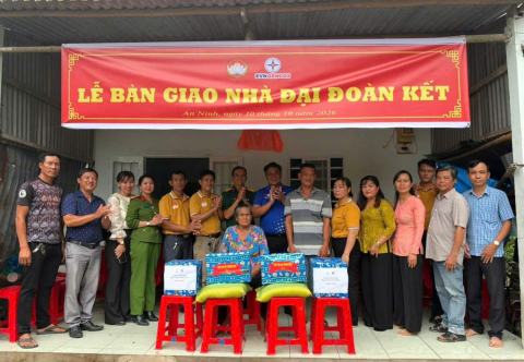 Đoàn thanh niên EVNGENCO2 bàn giao 02 căn nhà đại đoàn kết tại xã An Ninh